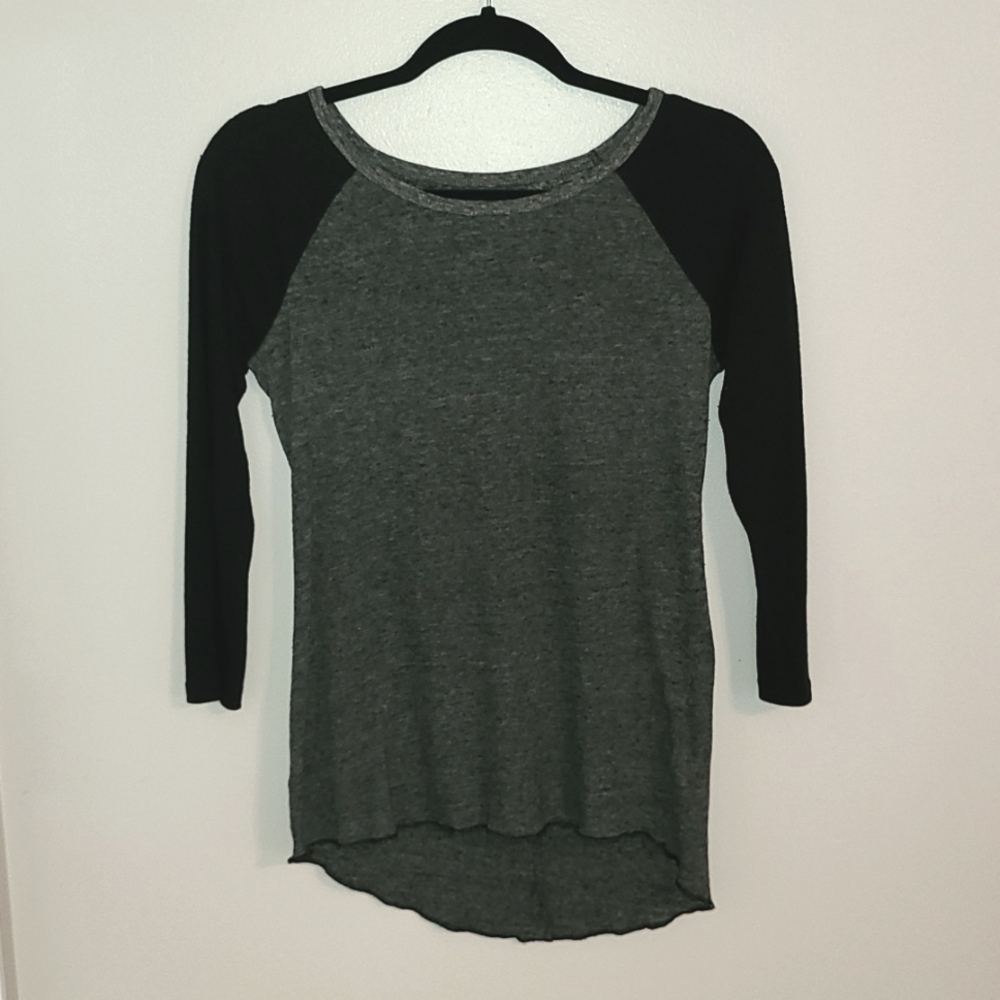 Old Navy Raglan T-shirt